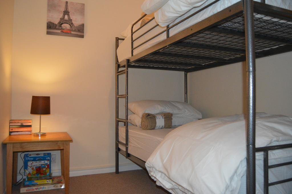 גלוסטר Chesterton Court Apartment מראה חיצוני תמונה