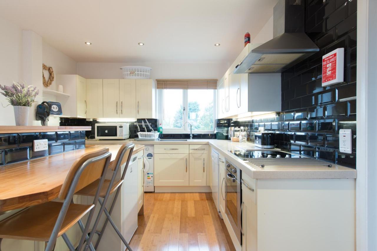 גלוסטר Chesterton Court Apartment מראה חיצוני תמונה